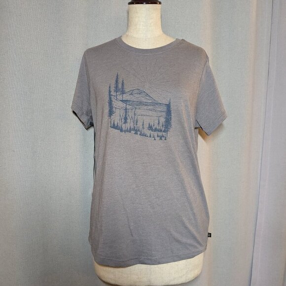 NEW United By Blue Gray TShirt Mountains V-Neck Graphic Tee T-Shirt XS - Picture 2 of 7